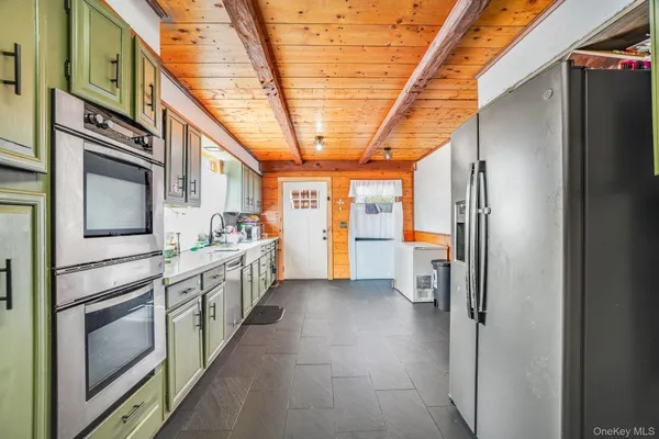 $499,000 | 596-598 Freedom Plains Road, Poughkeepsie, NY 12603
