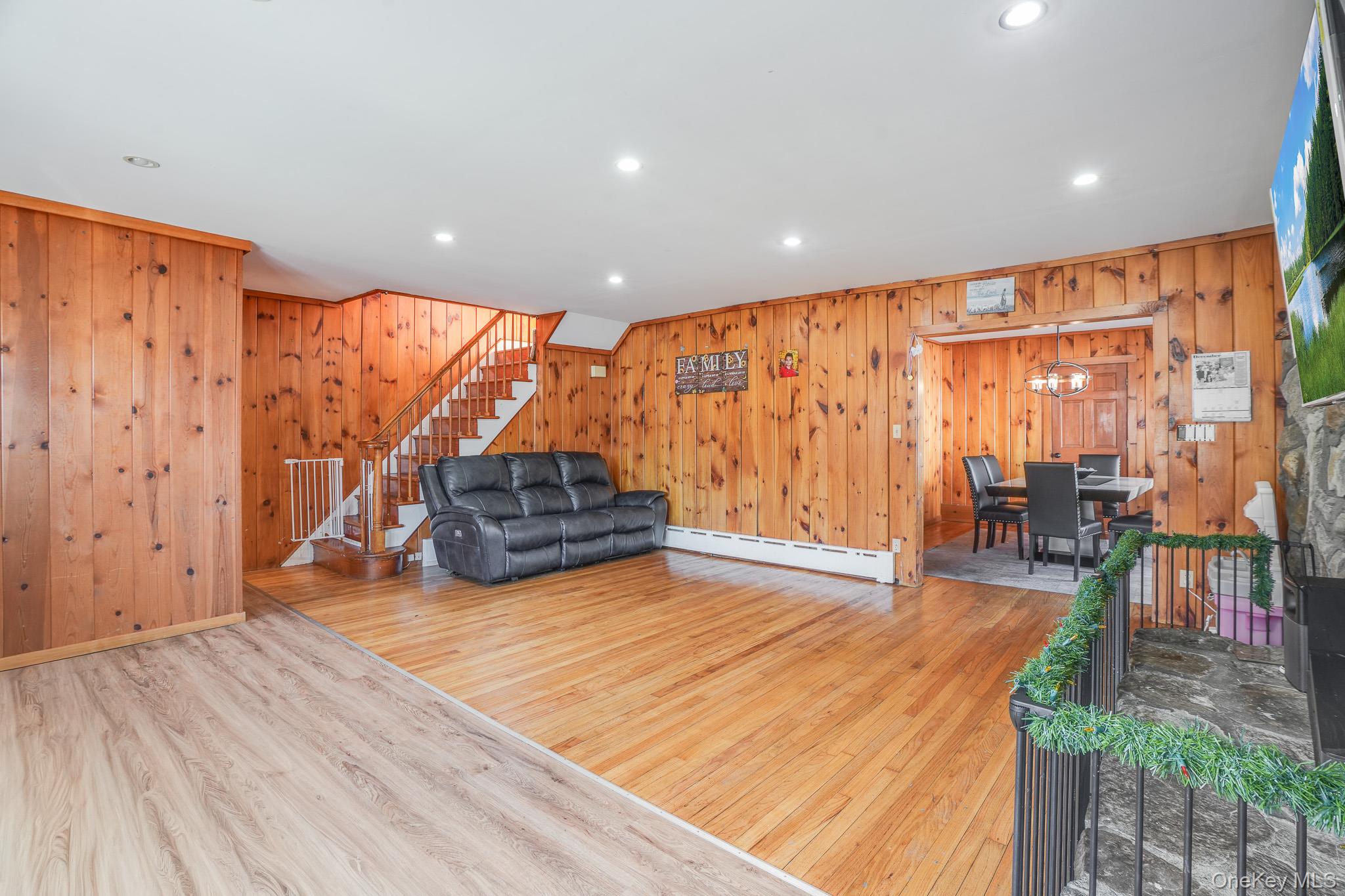 596-598 Freedom Plains Road Poughkeepsie, NY 12603 - Photo 10 of 38