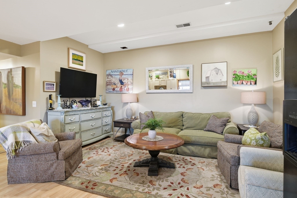 329 Southampton Road Westhampton, MA 01027 - Photo 26 of 40