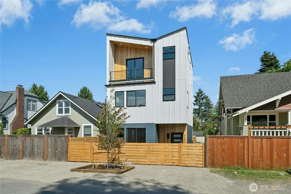 $975,000 | 9240 Dayton Avenue North, Seattle, WA 98103