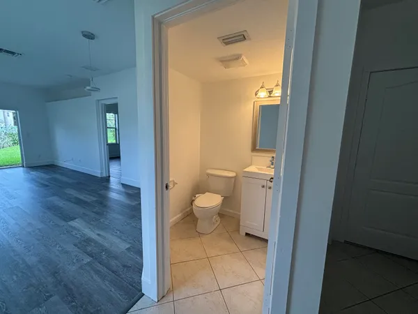 $2,150 | 2630 Creekside Drive, Fort Pierce, FL 34981