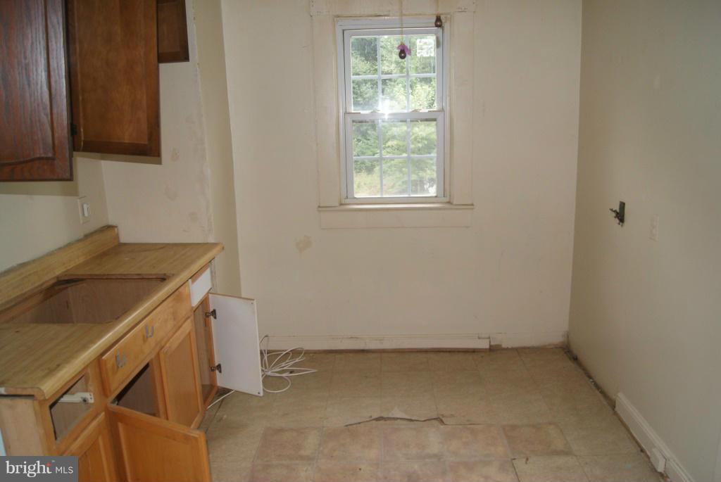 10171 Guilford Road Jessup, MD 20794 - Photo 8 of 15 Bedroom