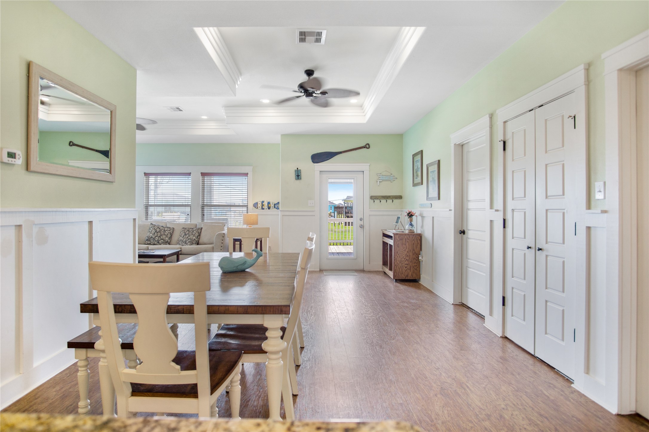 988 Gulf Road Crystal Beach, TX 77650 - Photo 12 of 36