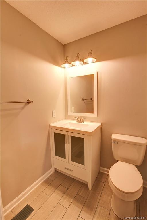 4608 Hickory Grove Road Mount Holly, NC 28120 - Photo 10 of 22 Gallery Image 10
