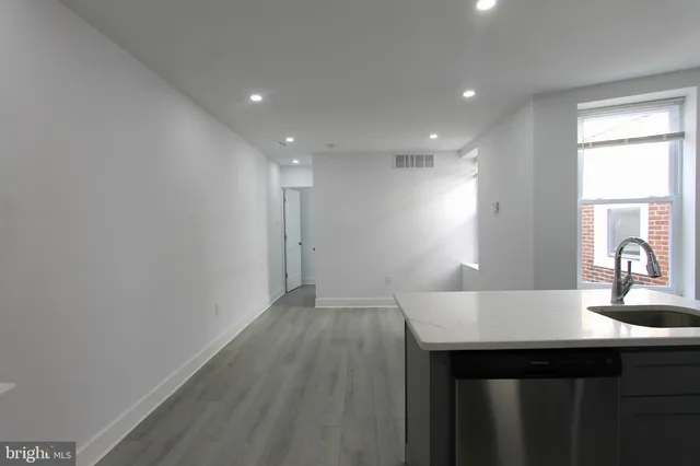 $1,295 | 103 East Coulter Street, Philadelphia, PA 19144