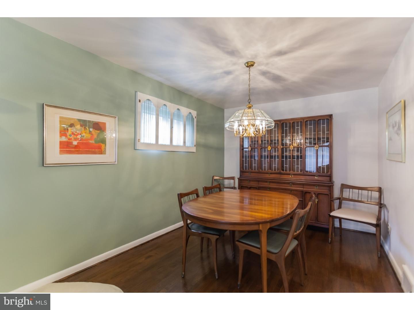 1621 Mt Pleasant Road Havertown, PA 19083 - Photo 8 of 25