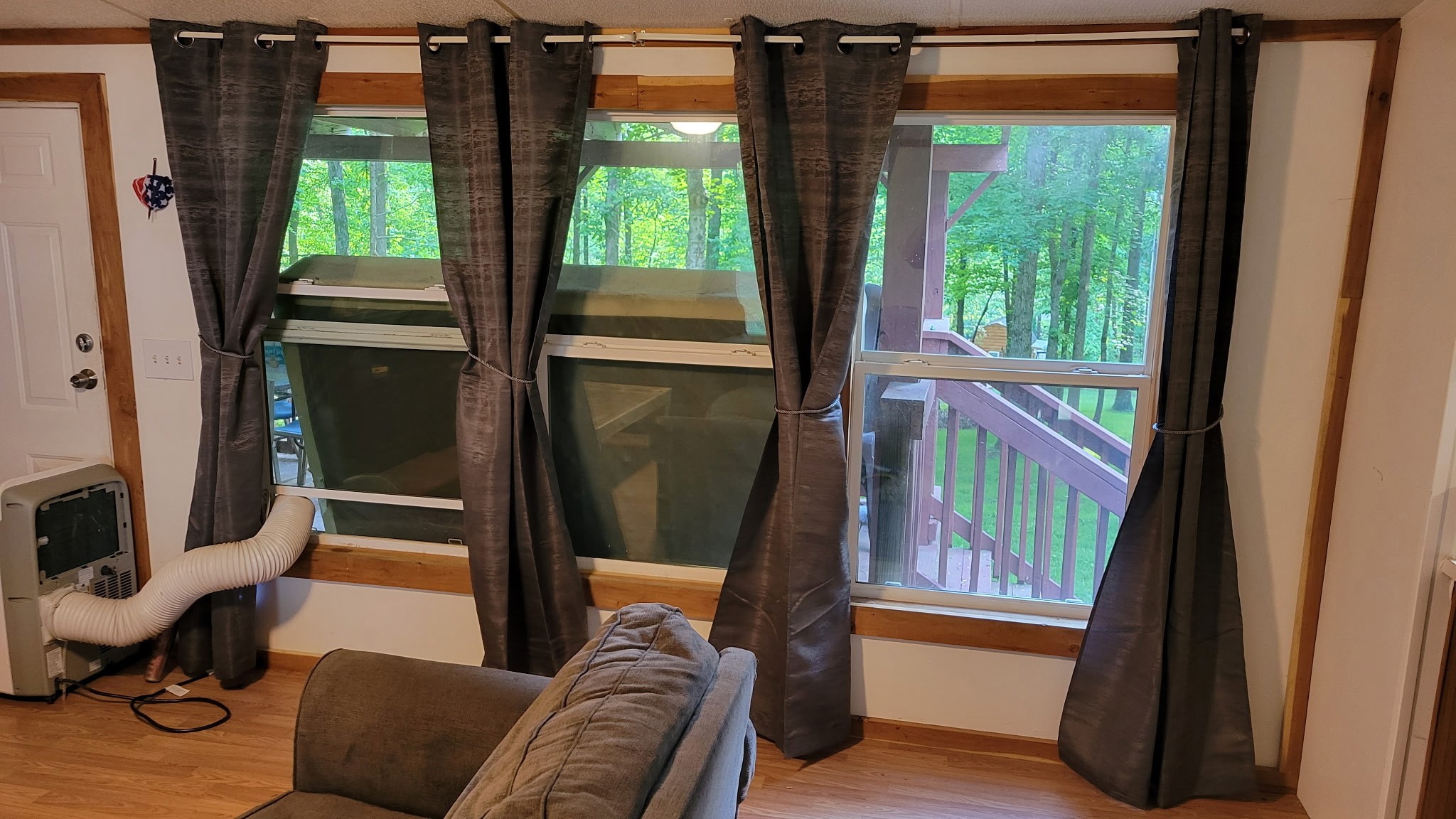 3726 Benders Ferry Road Mount Juliet, TN 37122 - Photo 20 of 25 a living room with furniture and a window