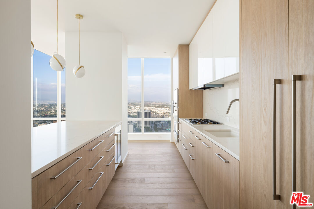 1000 West 8th Street, Unit PH5805 Los Angeles, CA 90017 - Photo 20 of 56