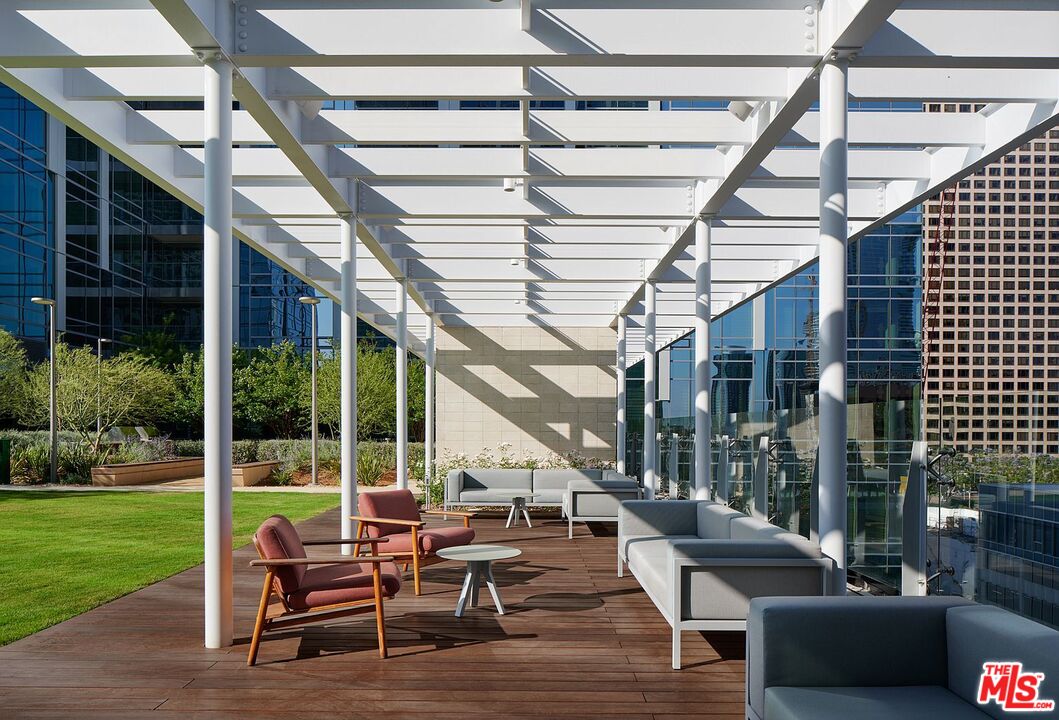 1000 West 8th Street, Unit PH5805 Los Angeles, CA 90017 - Photo 50 of 56