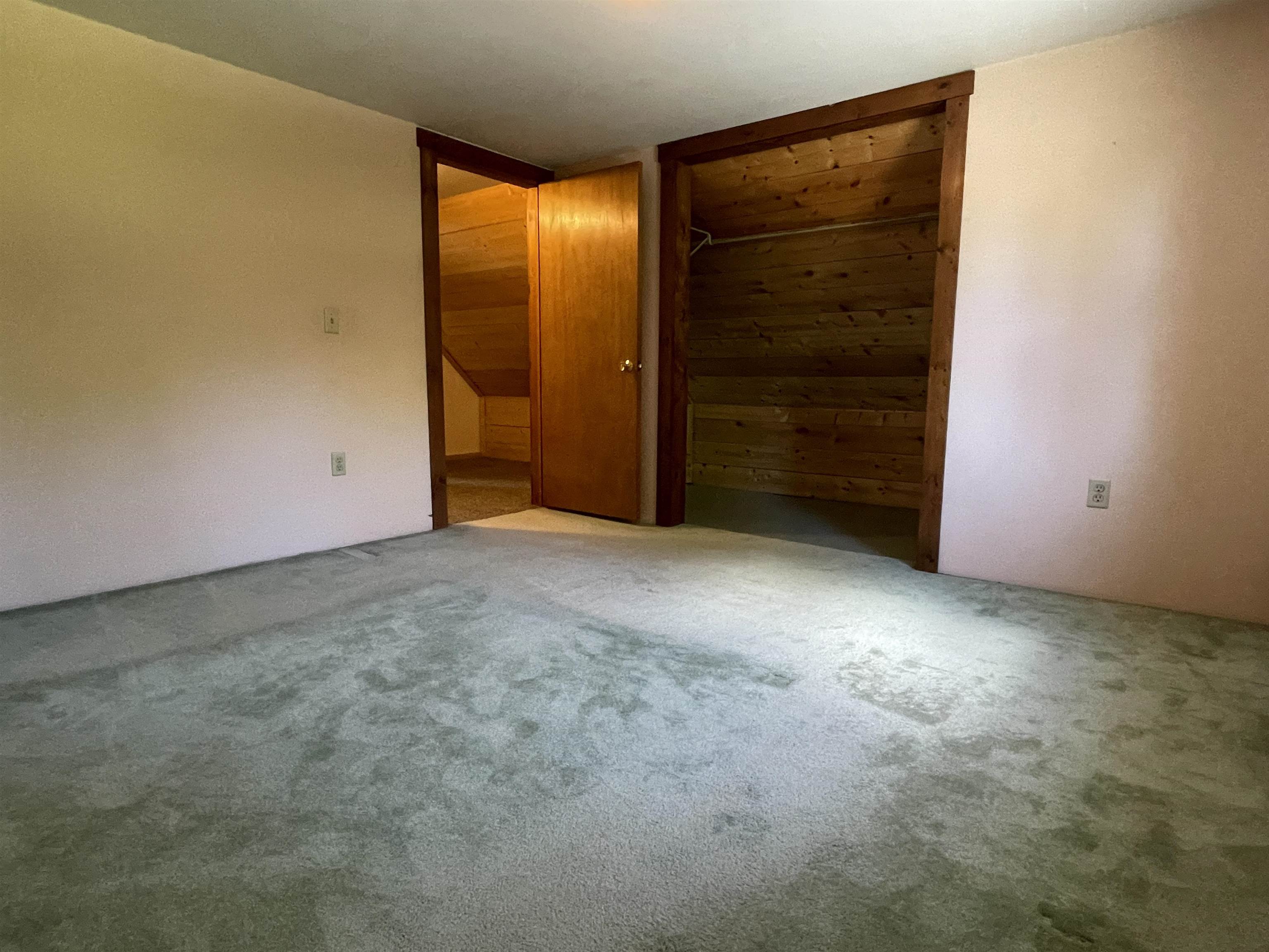 89 Shadow Lane Woodbury, VT 05658 - Photo 15 of 27