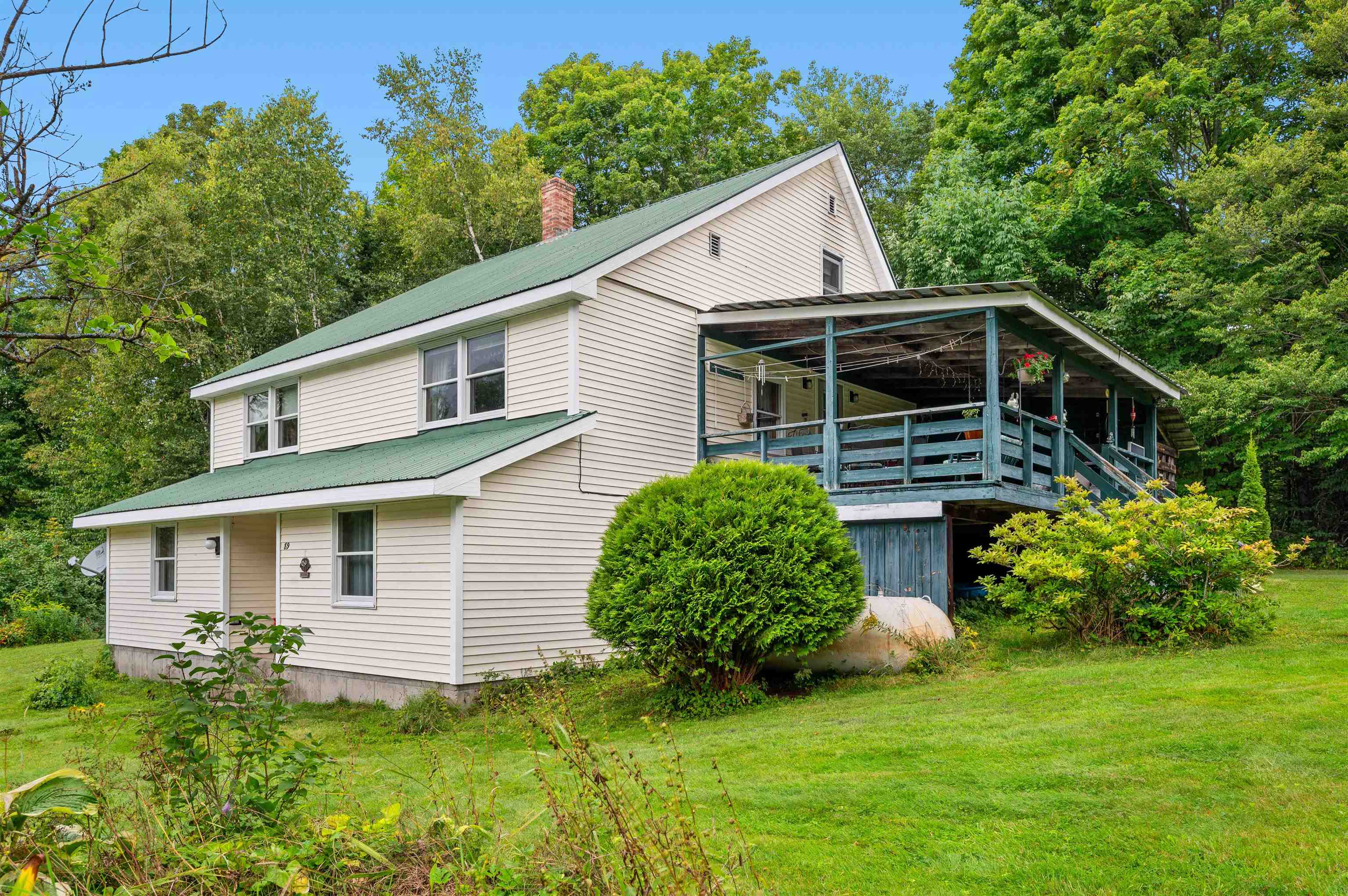 89 Shadow Lane Woodbury, VT 05658 - Photo 2 of 27