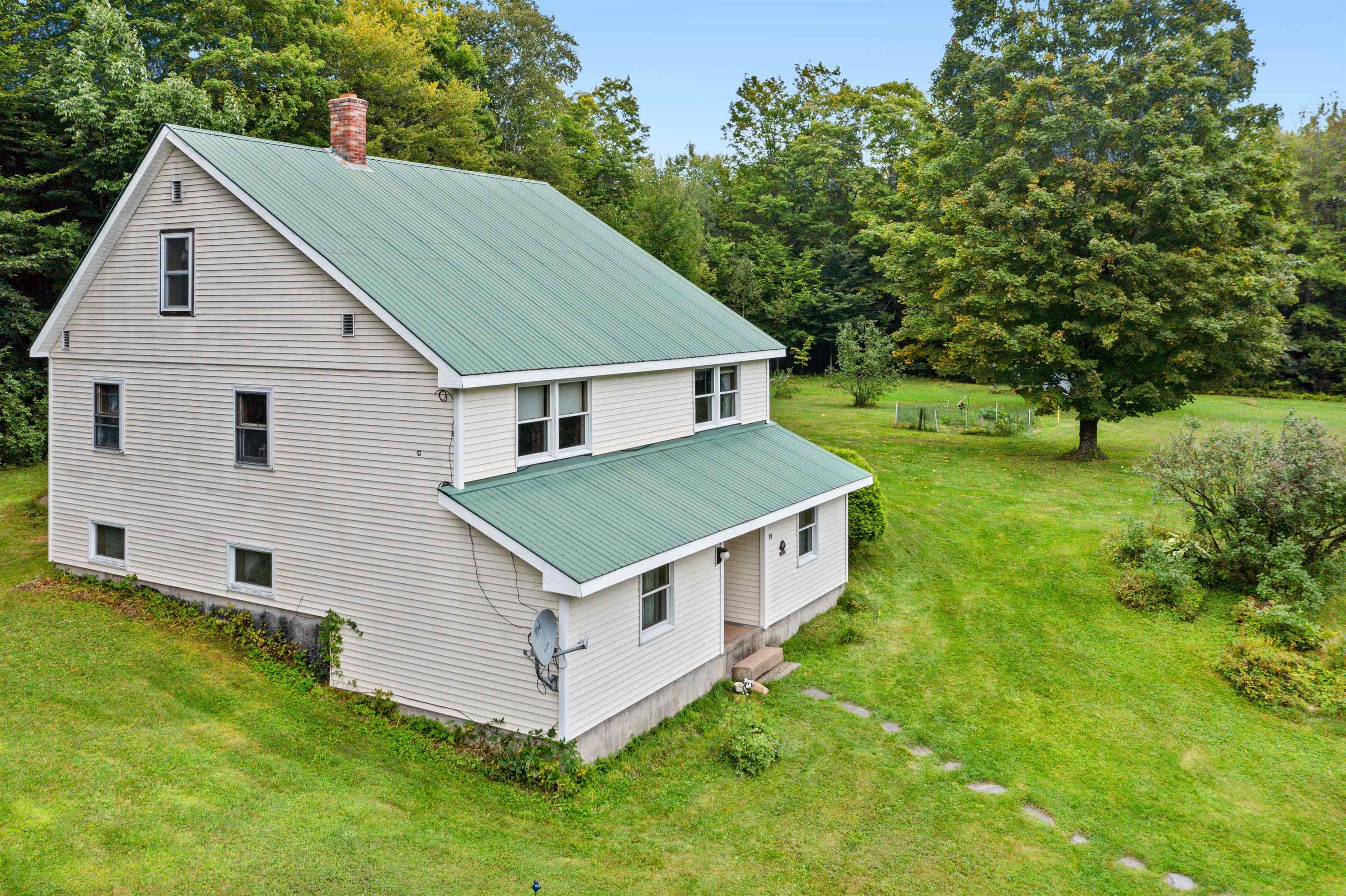 89 Shadow Lane Woodbury, VT 05658 - Photo 5 of 27