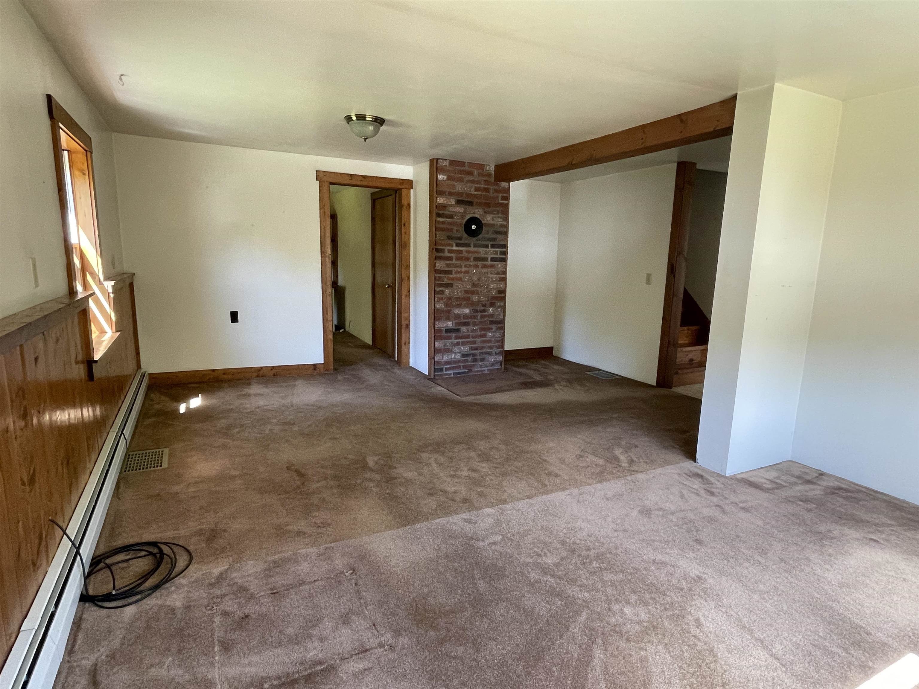 89 Shadow Lane Woodbury, VT 05658 - Photo 10 of 27