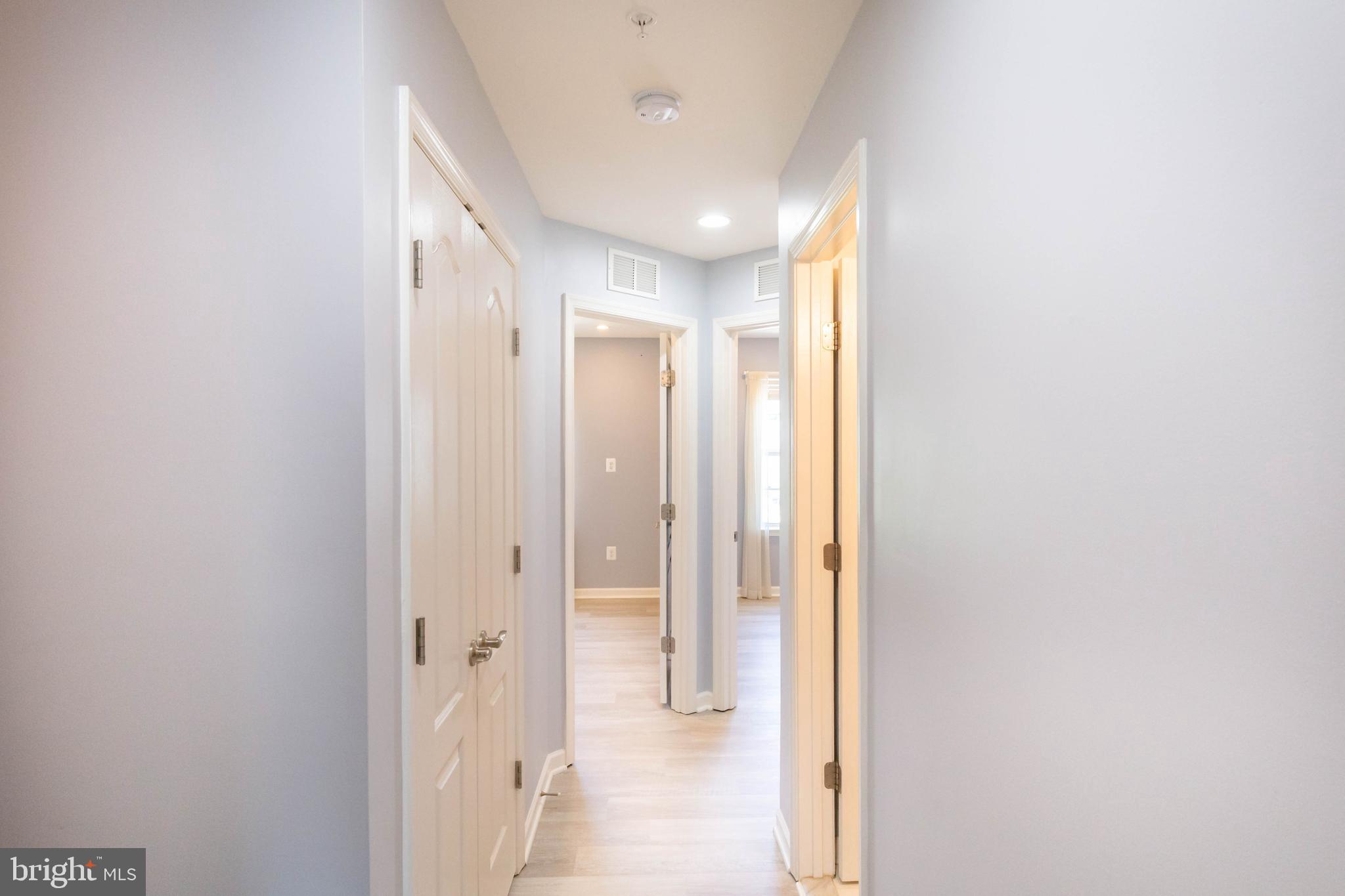 952 Winter Run Road Baltimore, MD 21220 - Photo 58 of 76 Upstairs Hallway