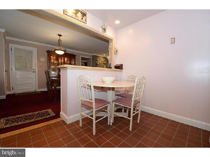 126 Tyson Road Newtown Square, PA 19073 - Photo 11 of 25 Kitchen