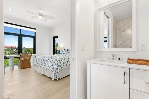 $18,000 | 850 Central Avenue, Unit 305, Naples, FL 34102