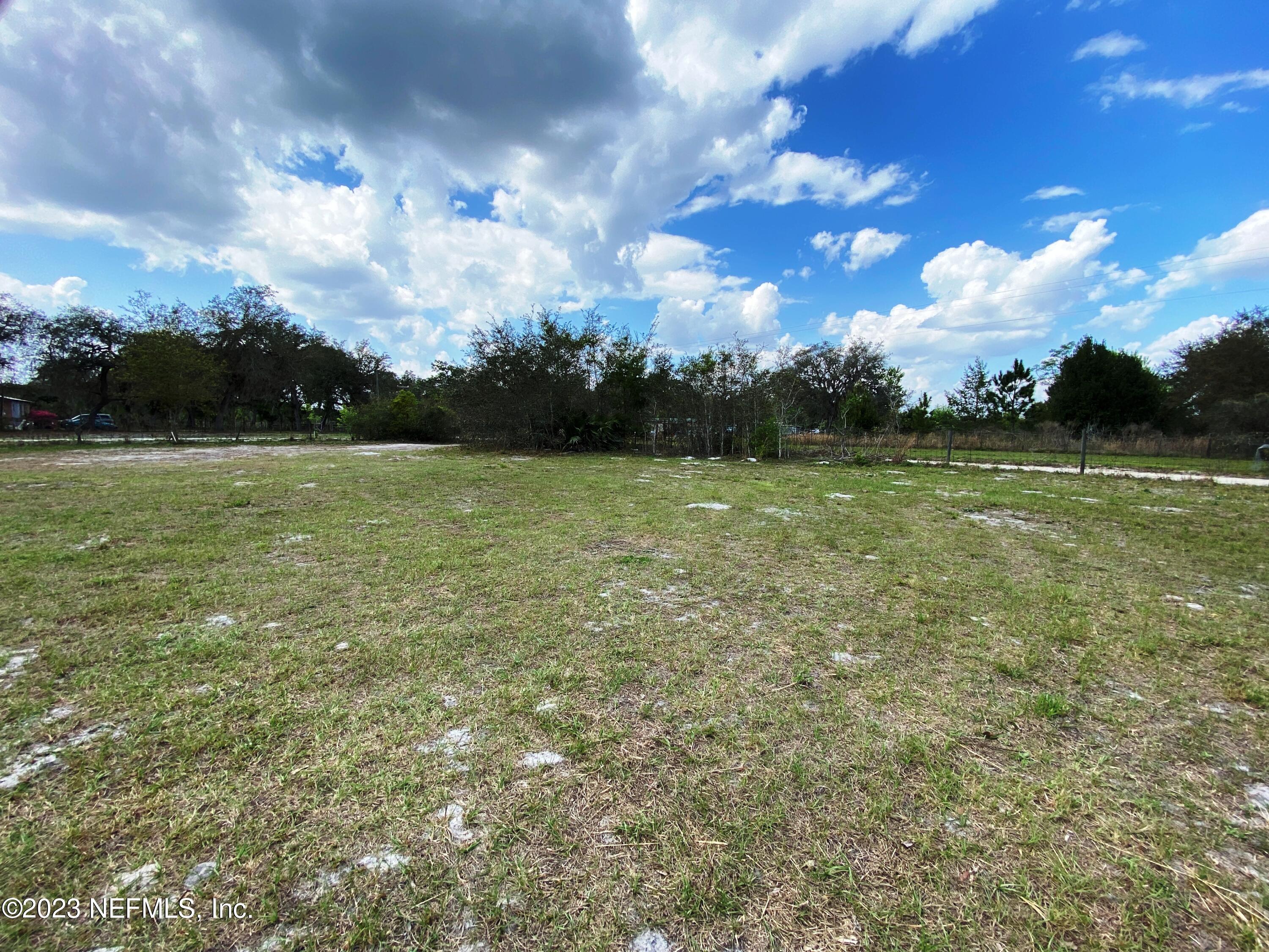 157 Union Camp Road Crescent City, FL 32112 - Photo 20 of 20 Front yard