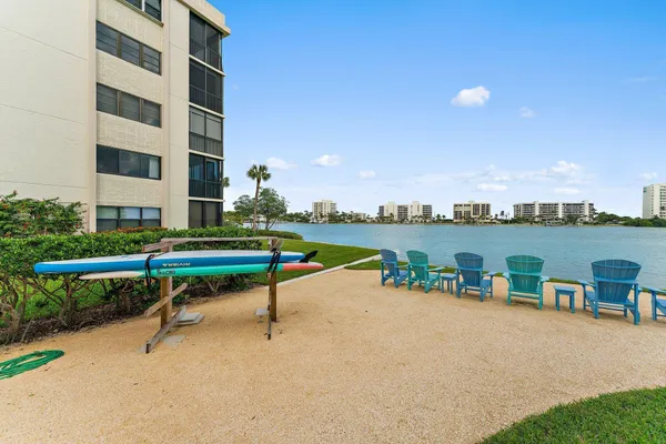 $8,000 | 19800 Sandpointe Bay Drive, Unit 101, Tequesta, FL 33469