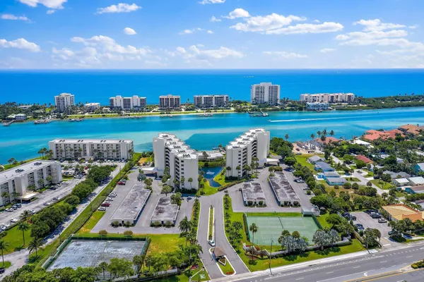 $8,000 | 19800 Sandpointe Bay Drive, Unit 101, Tequesta, FL 33469