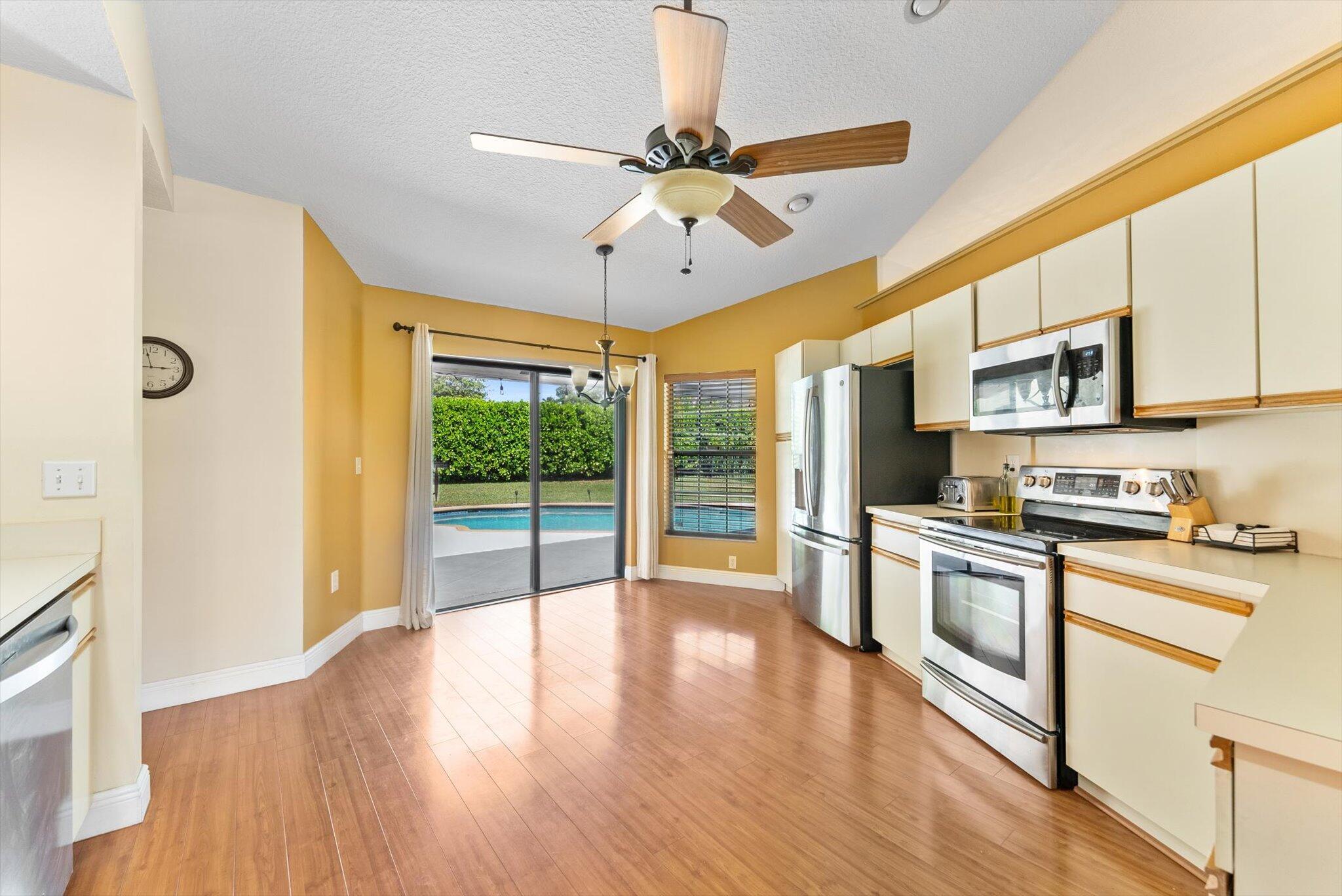 720 Culpepper Terrace Davie, FL 33325 - Photo 14 of 55 14-14