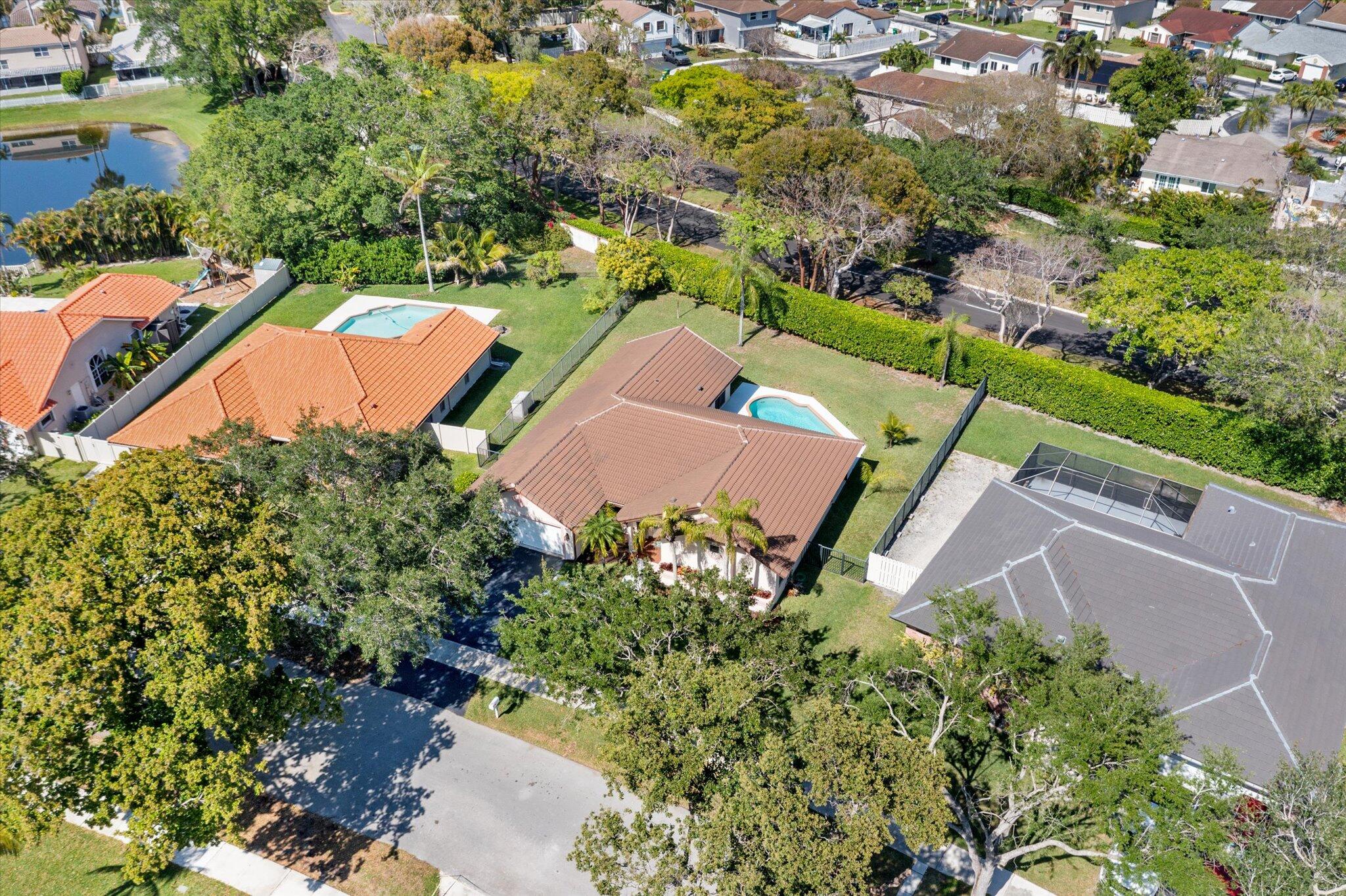 720 Culpepper Terrace Davie, FL 33325 - Photo 38 of 55 38-38