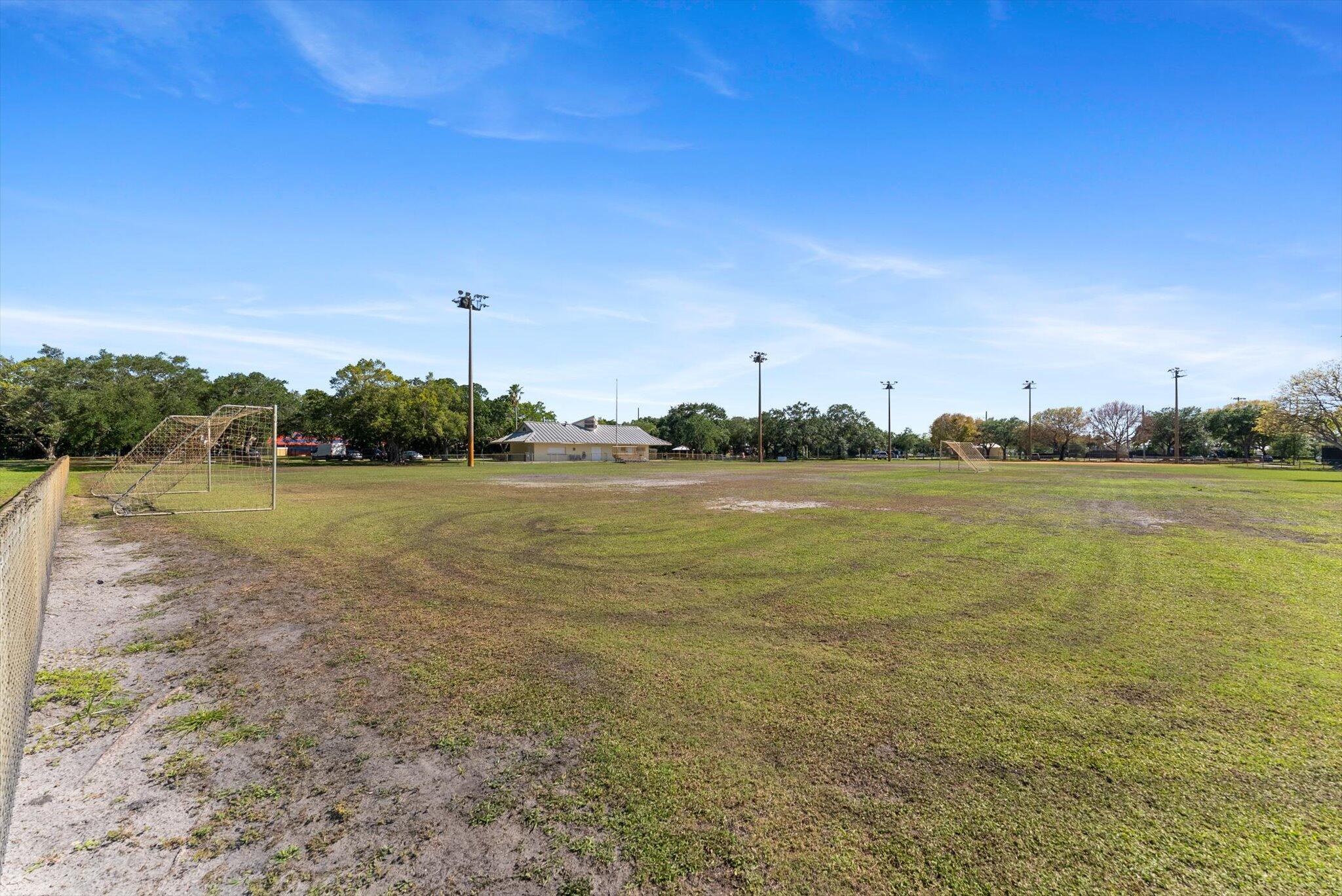 720 Culpepper Terrace Davie, FL 33325 - Photo 49 of 55 49-49