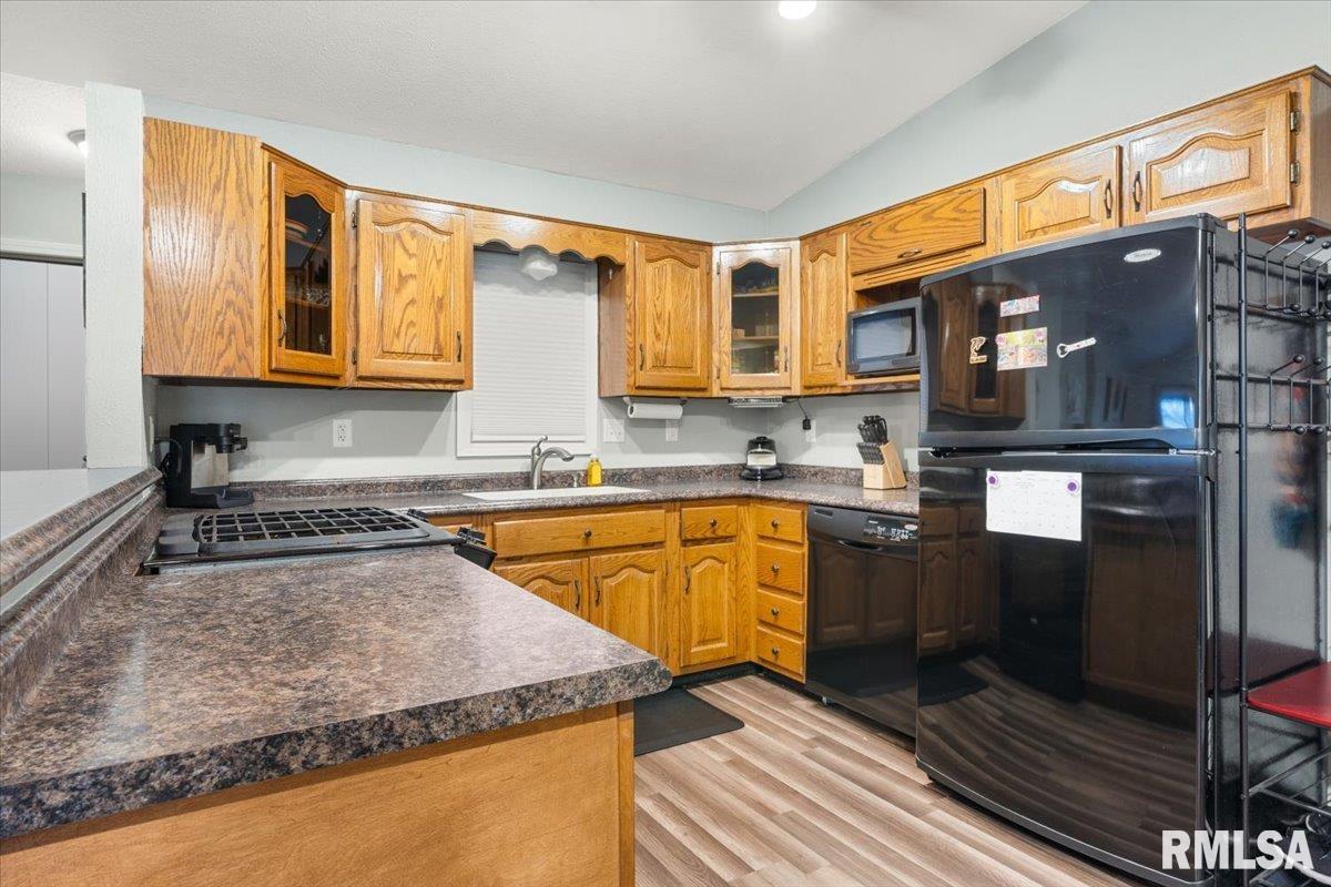 57 Celeste Court Springfield, IL 62703 - Photo 11 of 30