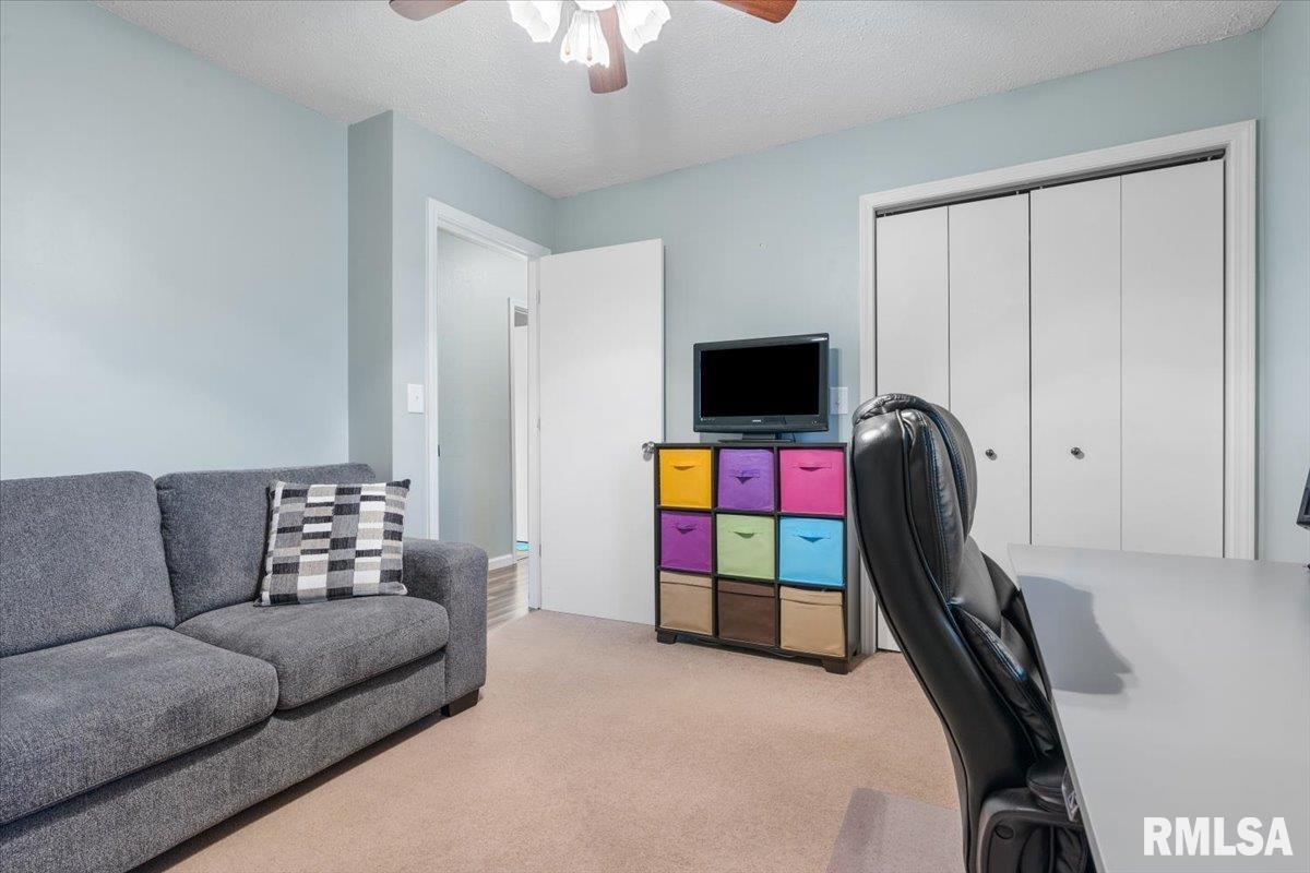 57 Celeste Court Springfield, IL 62703 - Photo 23 of 30