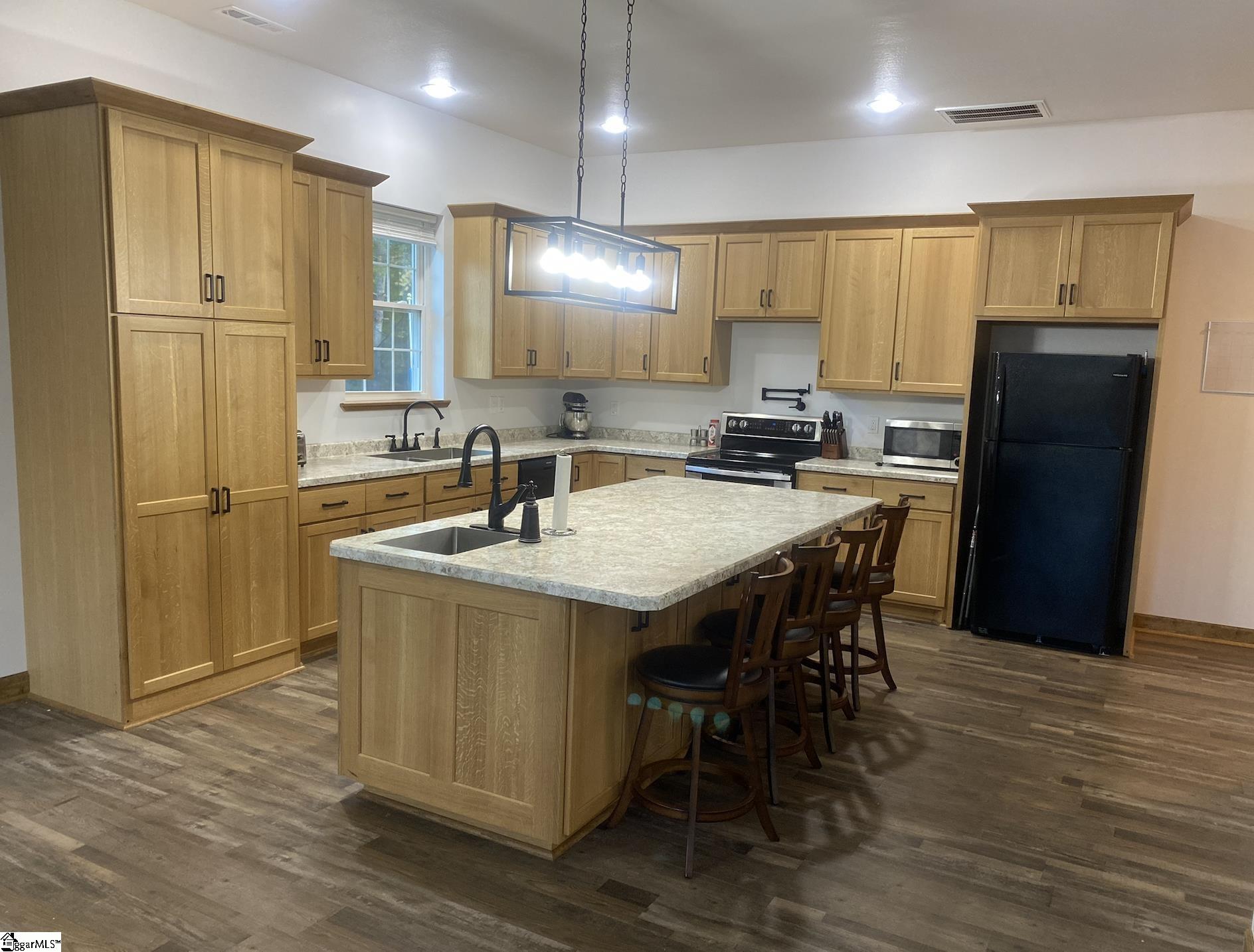 143 Marler Road Gray Court, SC 29645 - Photo 12 of 28