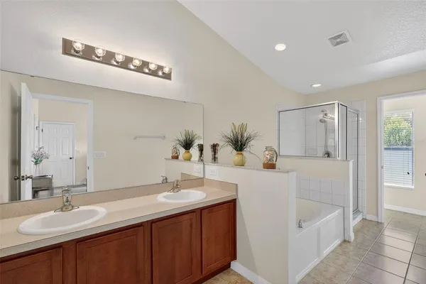 $300,000 | 2523 Bobby Lee Lane, St. Cloud, FL 34772