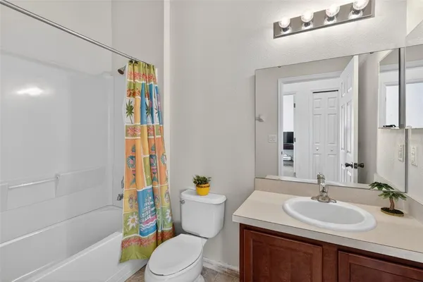 $300,000 | 2523 Bobby Lee Lane, St. Cloud, FL 34772