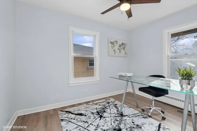 $4,500 | 1001 Oakton Street, Park Ridge, IL 60068