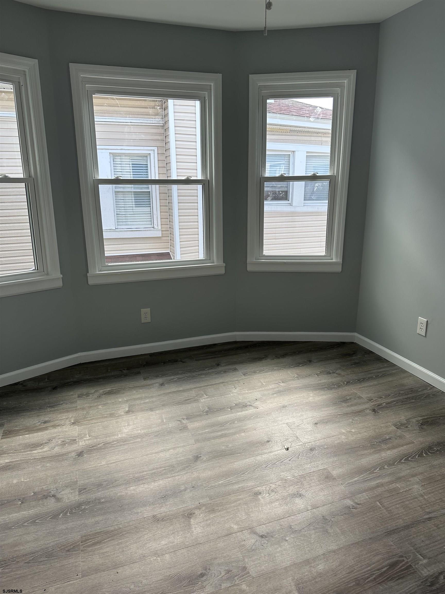 12 South Jackson Avenue, Unit SECOND Atlantic City, NJ 08401 - Photo 11 of 17 a view of room with window