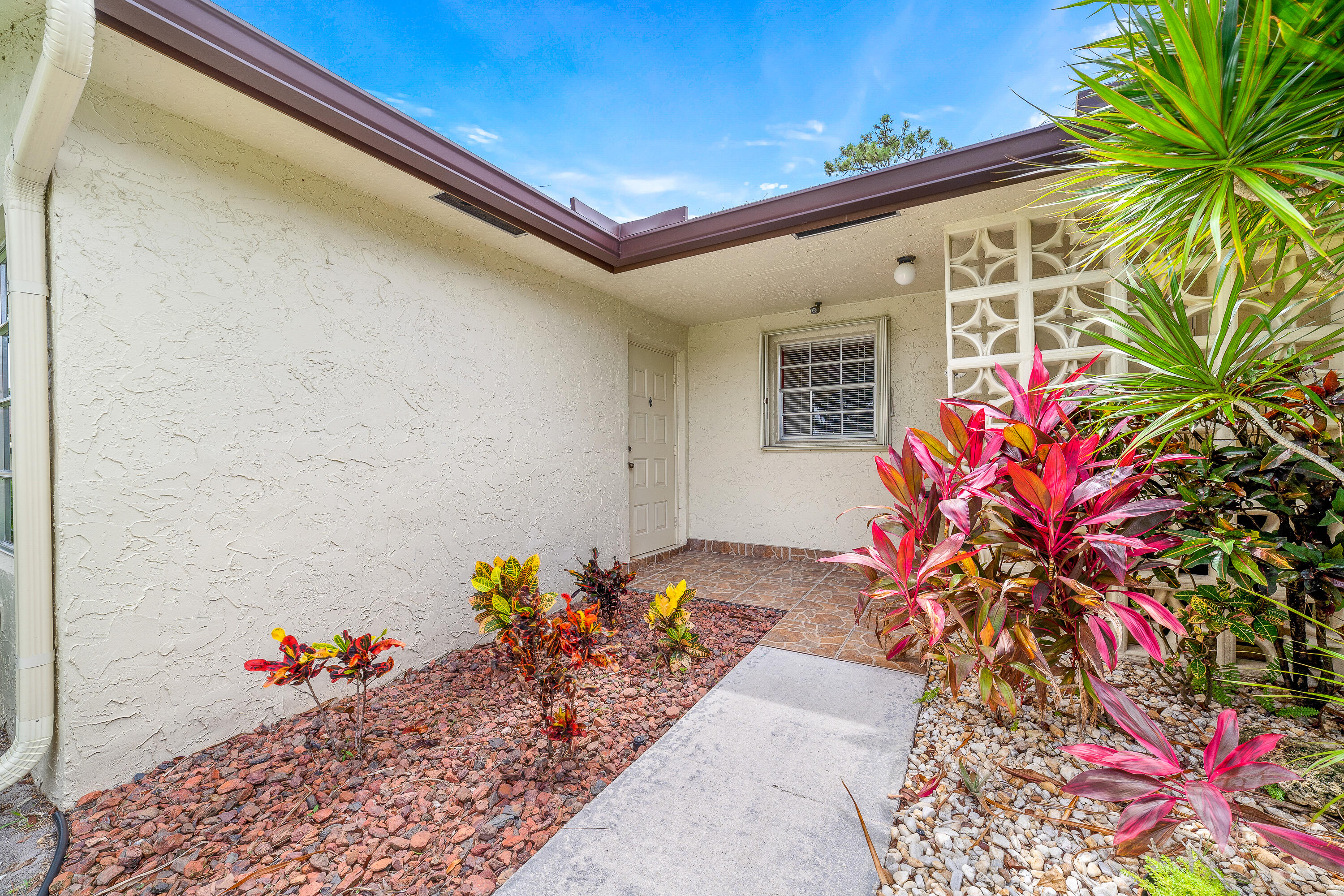 5280 Nesting Way, Unit C Delray Beach, FL 33484 - Photo 2 of 19 _DSC6842