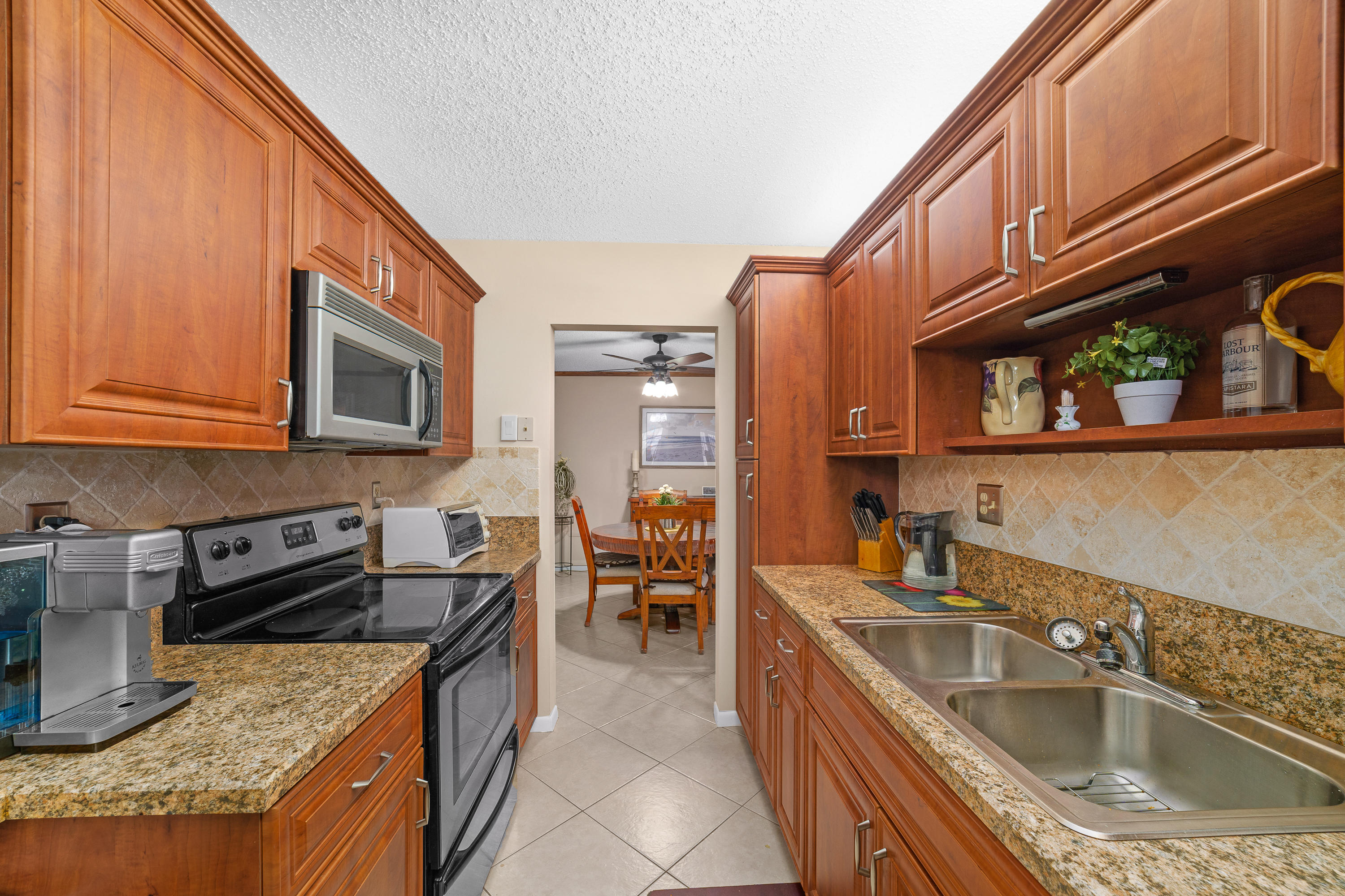 5280 Nesting Way, Unit C Delray Beach, FL 33484 - Photo 10 of 19 _DSC6961