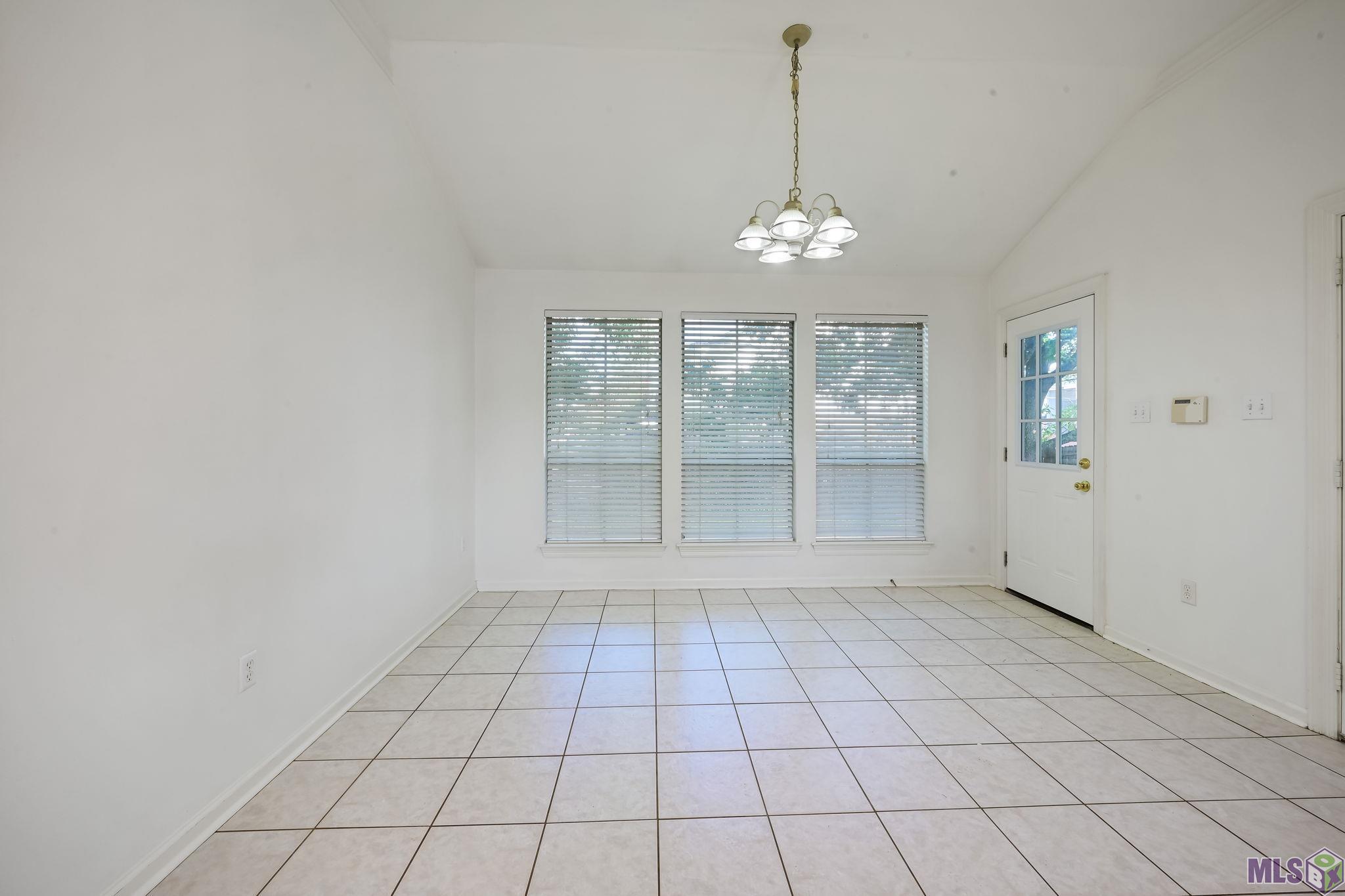 352 Briarhaven Drive Baton Rouge, LA 70810 - Photo 9 of 15