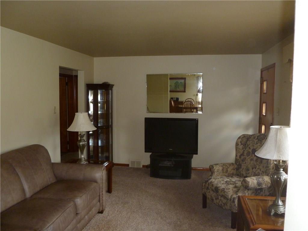 2610 Ridgewood Court New Castle, PA 16101 - Photo 14 of 21 Gallery Image 14