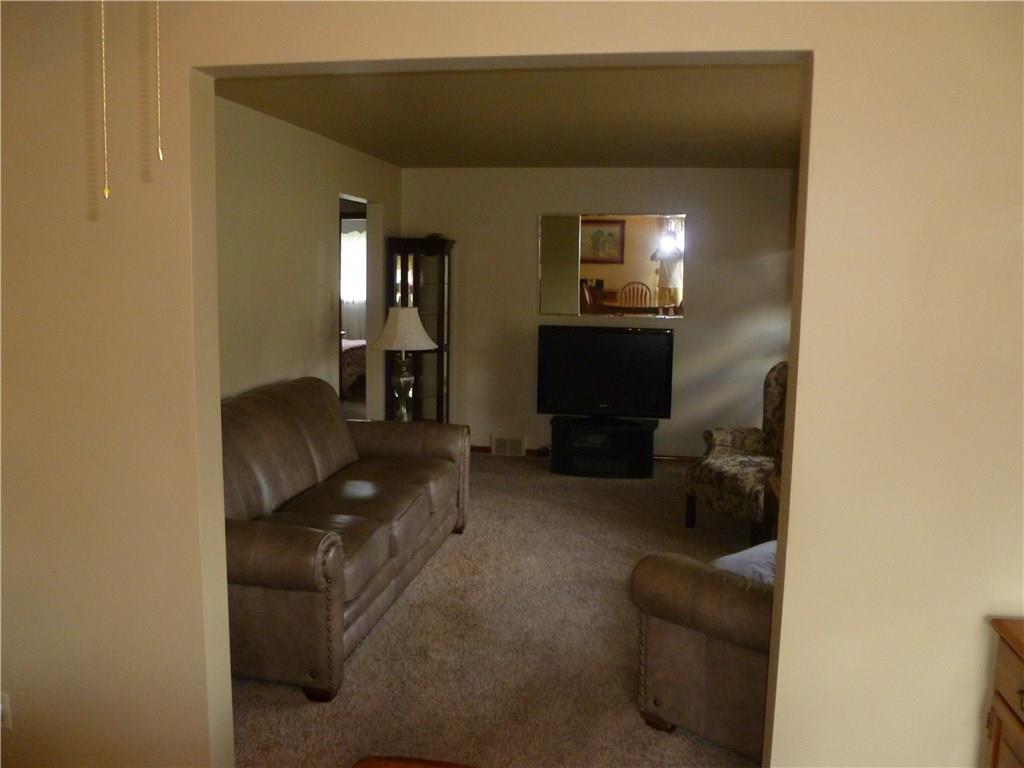 2610 Ridgewood Court New Castle, PA 16101 - Photo 18 of 21 Gallery Image 18