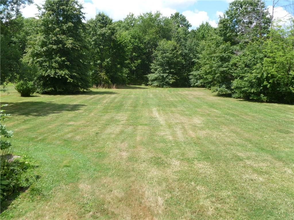 2610 Ridgewood Court New Castle, PA 16101 - Photo 4 of 21 Gallery Image 4
