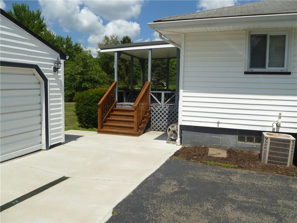 2610 Ridgewood Court New Castle, PA 16101 - Photo 5 of 21 Gallery Image 5