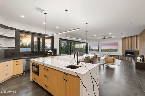 $5,099,000 | 3135 East Palo Verde Drive, Phoenix, AZ 85016