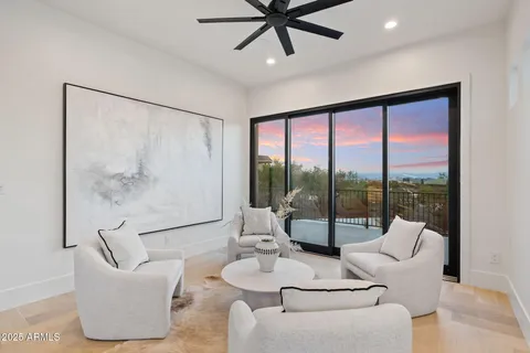 $5,099,000 | 3135 East Palo Verde Drive, Phoenix, AZ 85016