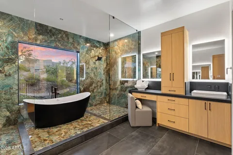 $5,099,000 | 3135 East Palo Verde Drive, Phoenix, AZ 85016