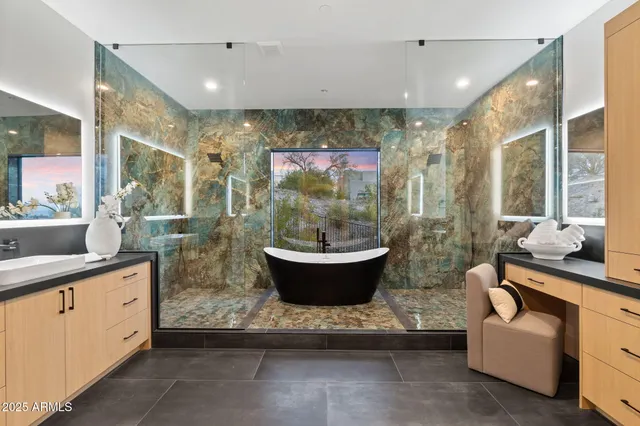 $5,300,000 | 3135 East Palo Verde Drive, Phoenix, AZ 85016