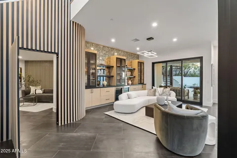 $5,099,000 | 3135 East Palo Verde Drive, Phoenix, AZ 85016