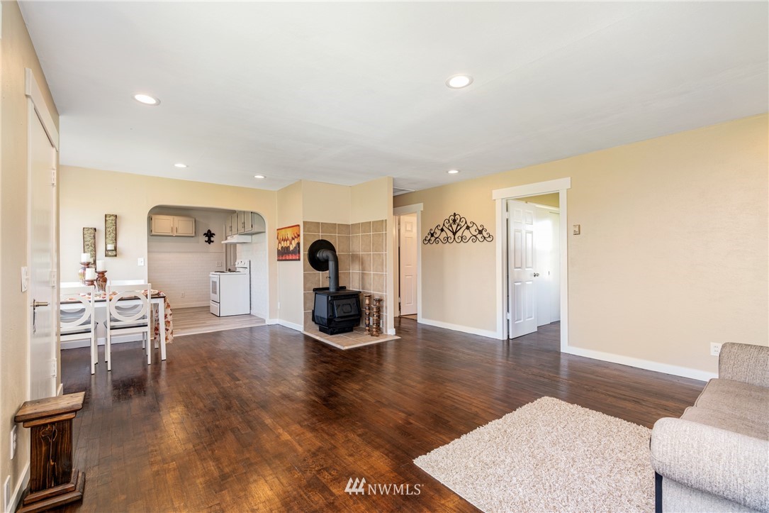 471 Southwest 16th Street Chehalis, WA 98532 - Photo 6 of 18 Gallery Image 6