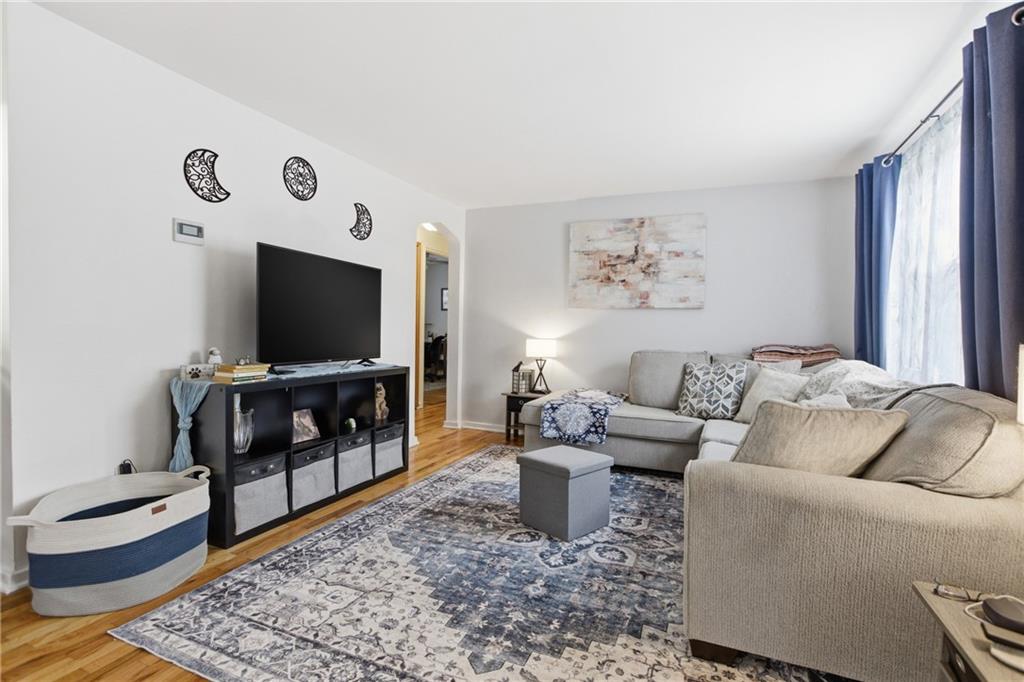 390 Roosevelt Avenue McKees Rocks, PA 15136 - Photo 7 of 34 Gallery Image 7