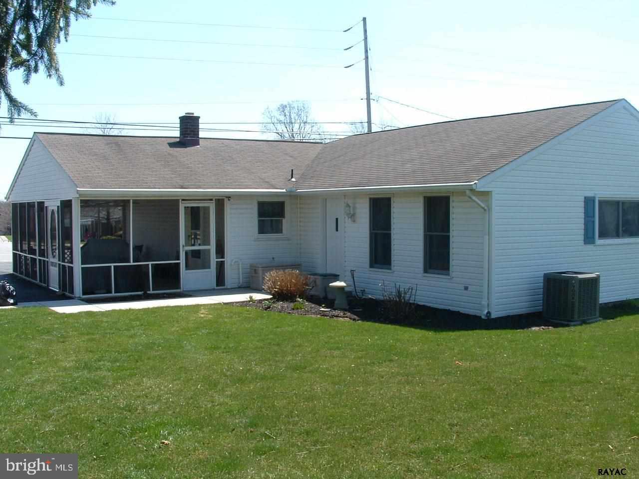 33 Butter Road Dover, PA 17315 - Photo 2 of 18 Gallery Image 2