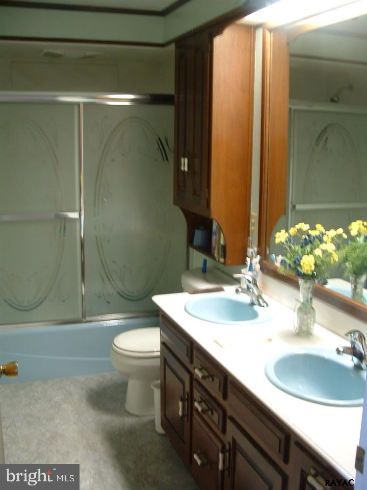 33 Butter Road Dover, PA 17315 - Photo 13 of 18 Gallery Image 13