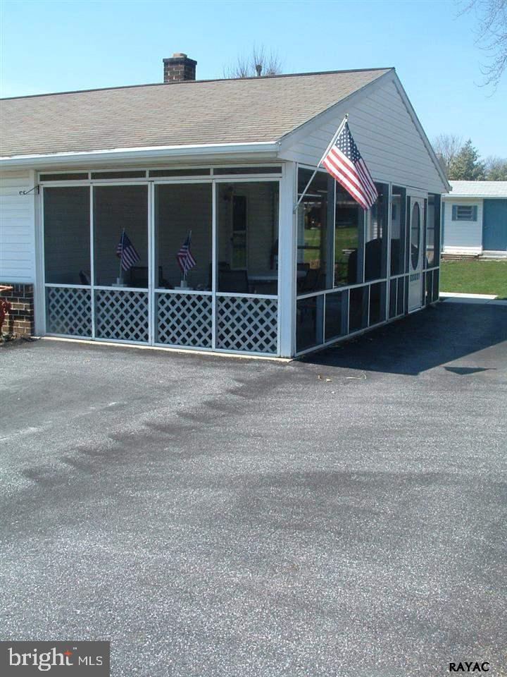 33 Butter Road Dover, PA 17315 - Photo 17 of 18 Gallery Image 17